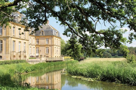 Château de Pange reflet dans les eaux de la Nied - Crédit JC KANNY