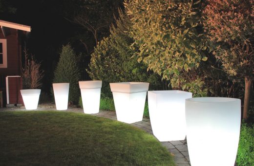 L'éclairage LED illumine le jardin - Lorraine Magazine