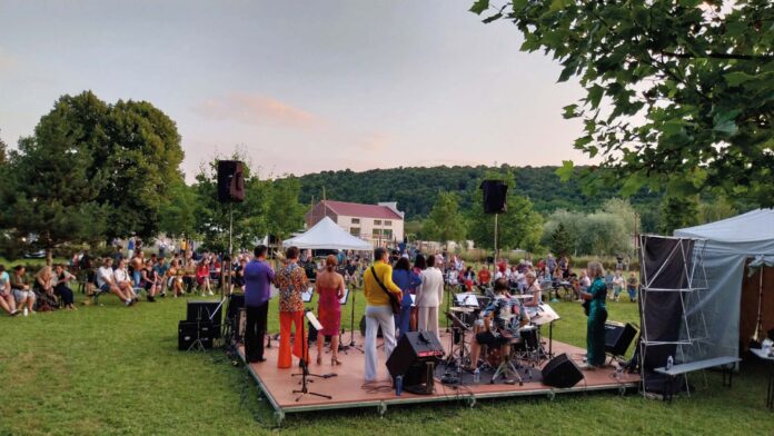 concertLedZapPublic